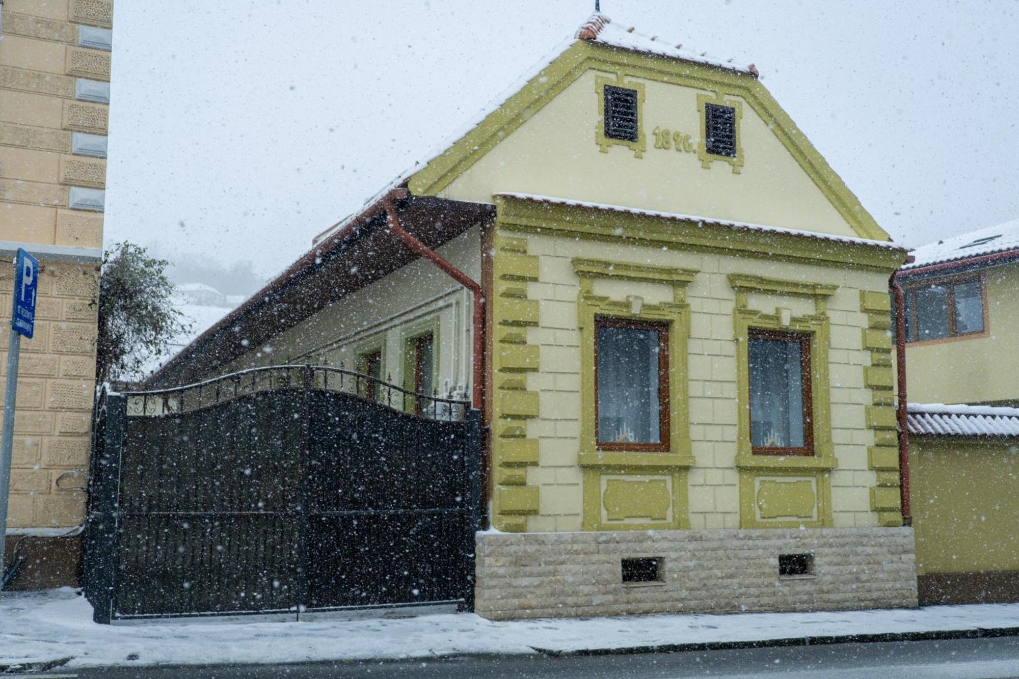 Casa Puscariu Apartamento Braşov