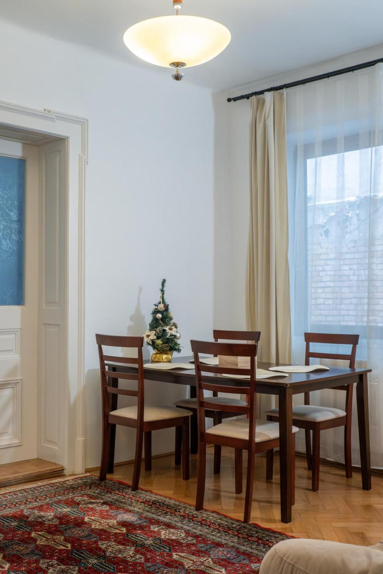 Apartamento Casa Puscariu *